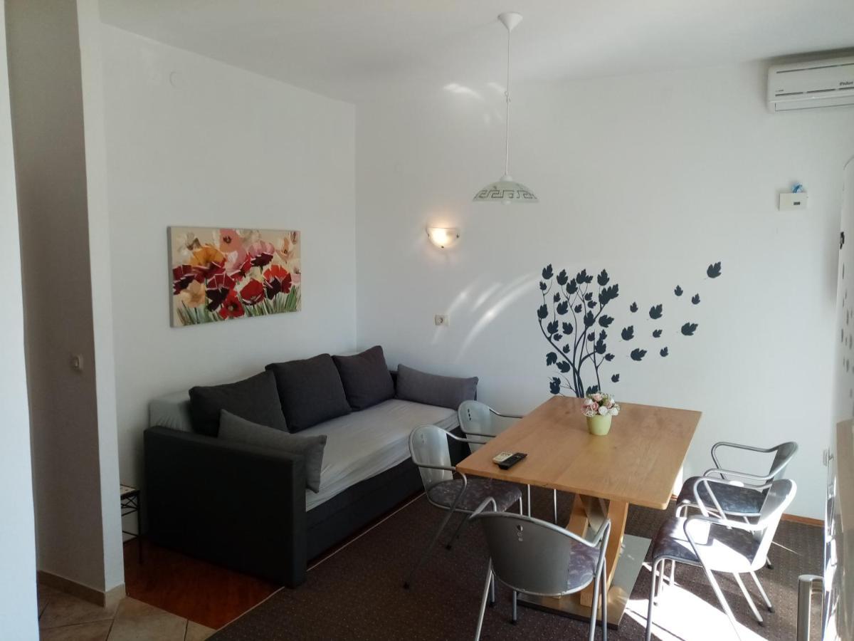 Summerhouse Duce Omis ภายนอก รูปภาพ